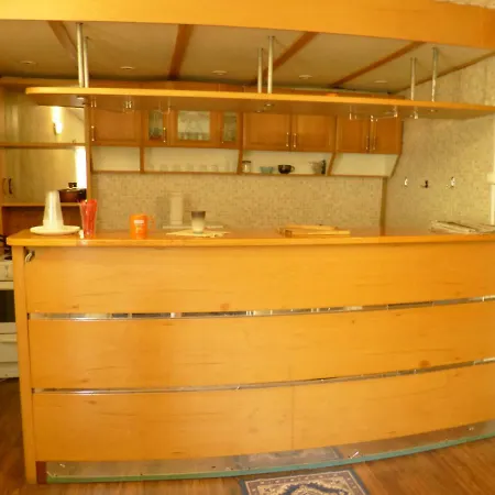 ホステル Viva Pirita *